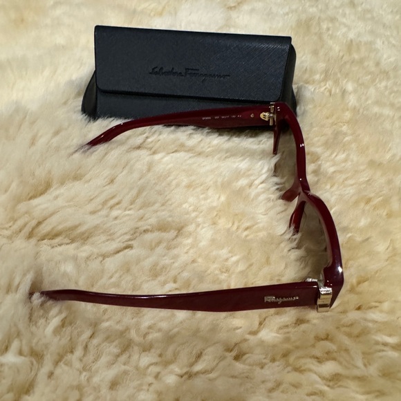 SALVATORE FERRAGAMO SF 969S 140 Red GOLD AUTHENTIC SUNGLASSES W/CASE 54-17 - Picture 4 of 8